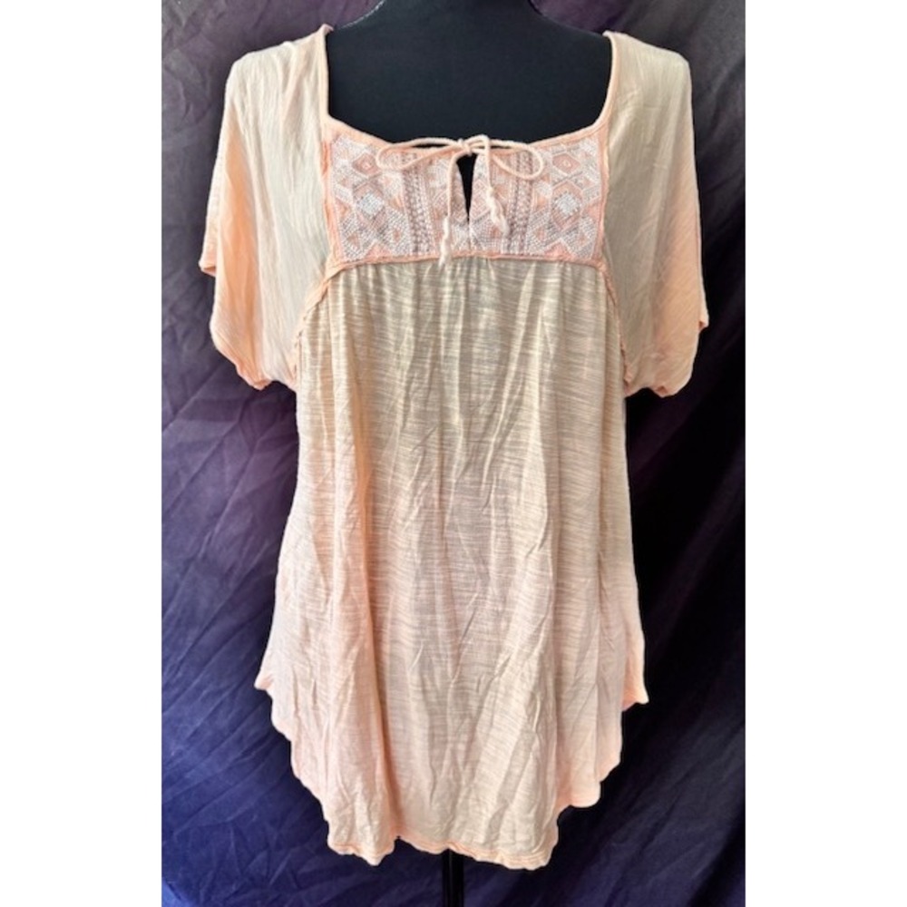 American Eagle Outfitters Peach Embroidered Boho Short Sleeve Top Medium